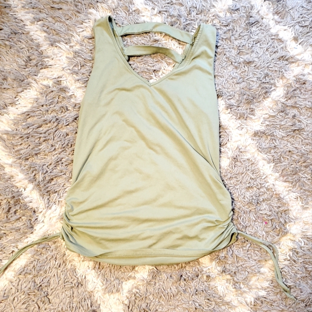 Tank top sz Large